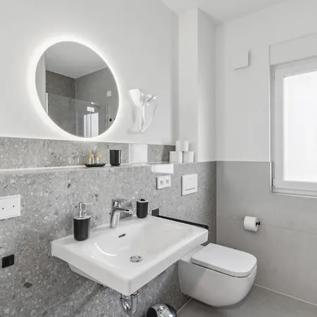 Suite4me - Moderne I Kueche I Balkon I Waschmaschine Dietzenbach