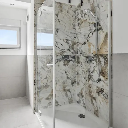 Suite4me - Moderne I Kueche I Balkon I Waschmaschine 4*