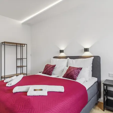 Suite4me - Moderne I Kueche I Balkon I Waschmaschine * Dietzenbach