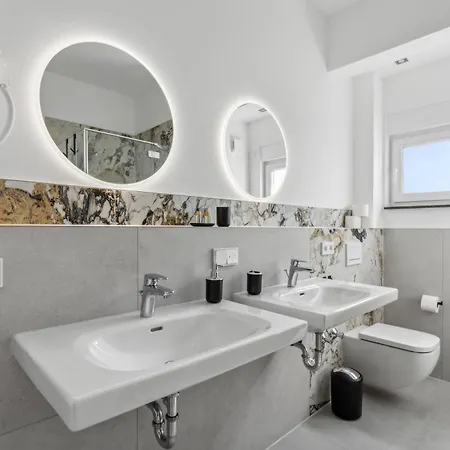 Suite4me - Moderne I Kueche I Balkon I Waschmaschine 公寓式酒店 4*