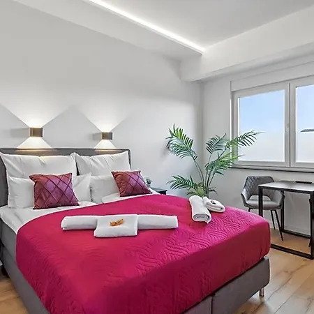 Suite4me - Moderne I Kueche I Balkon I Waschmaschine