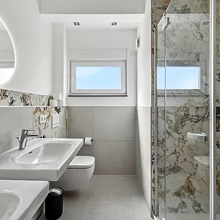 Suite4me - Moderne I Kueche I Balkon I Waschmaschine Dietzenbach