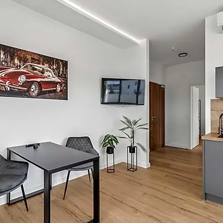Aparthotel Suite4me - Moderne I Kueche I Balkon I Waschmaschine 4*
